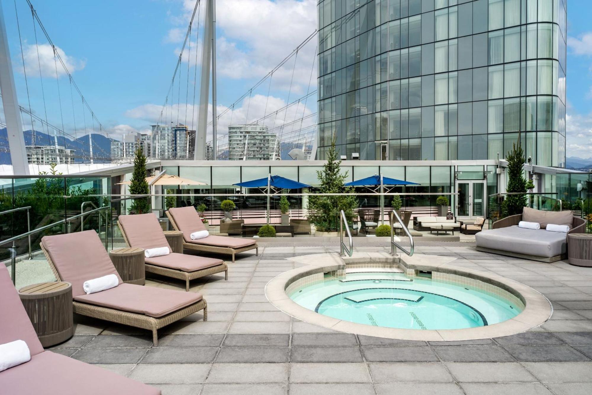 Jw Marriott Parq Ванкувер Экстерьер фото